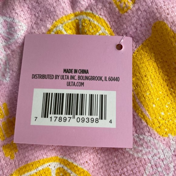 Ulta Pink Lemon Beach Towel Drawstring Bag Travel - Picture 3 of 6